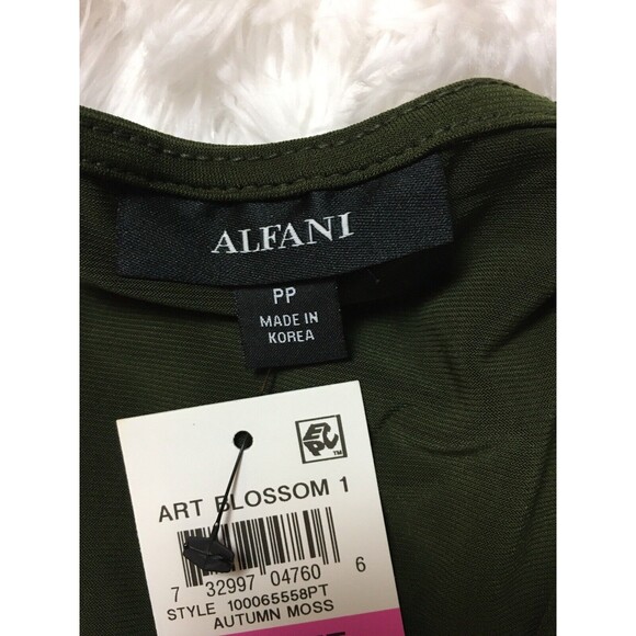 Alfani Blouse Basic Green Olive Size PP Asymmetrical-Sleeves 3/4-Sleeve - Picture 10 of 12